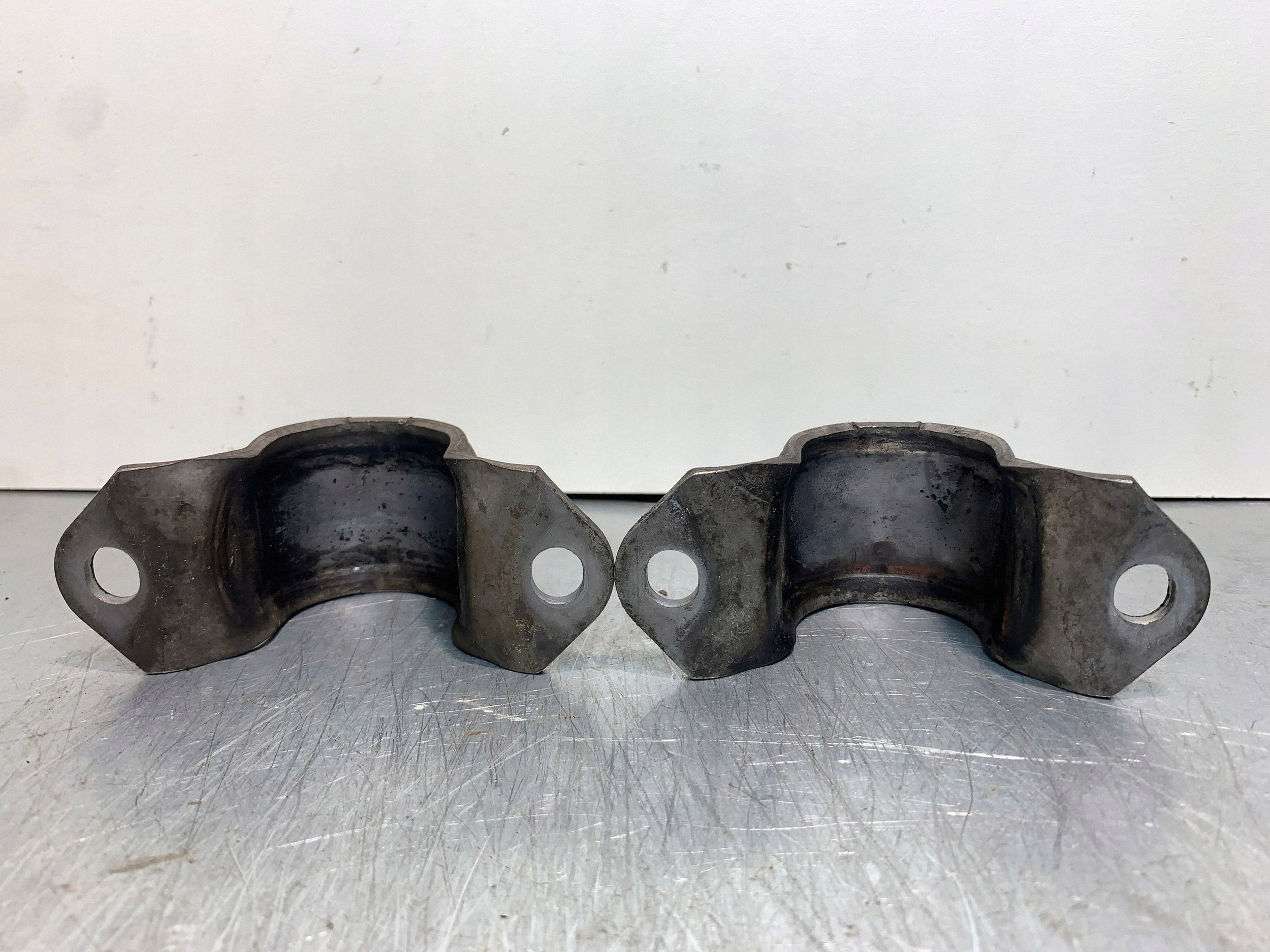 Alfa Romeo Stelvio Front Stabilizer Clamp 50542614