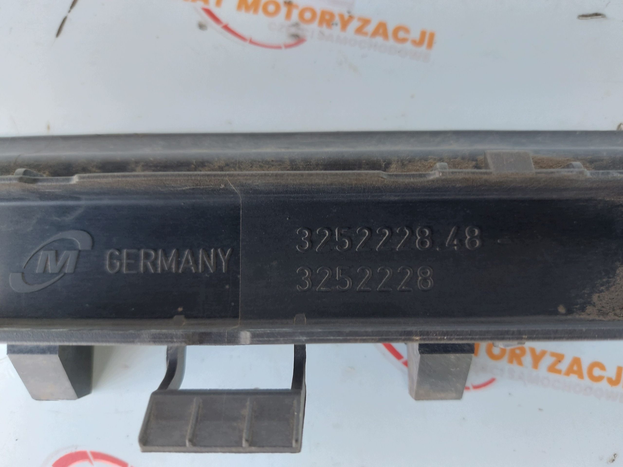BMW X3 E83 06r jäähdyttimen tiiviste ala image 5