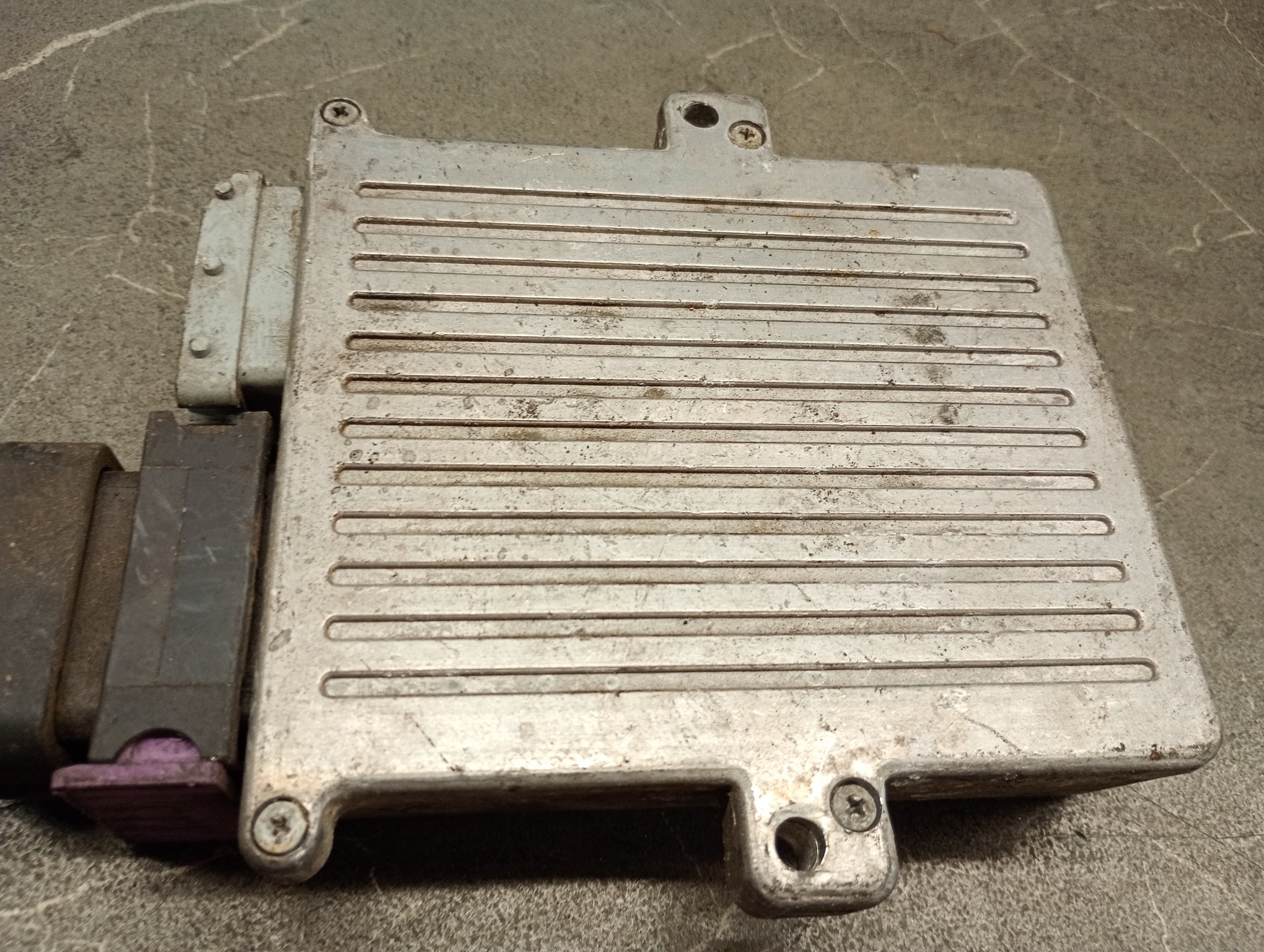 calculateur moteur FIAT TIPO II 1.4B 110r-005785 67r-015784 image 7