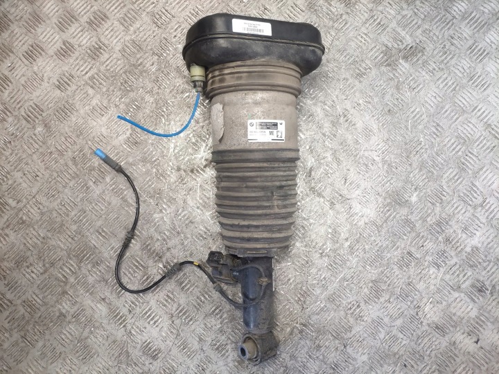 BMW 462400014183 taka oikea ilma-iskuvaimennin 3.0L diesel 195kW