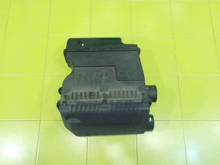 FIAT 500 1.4 B 08r HB 3D ilmansuodattimen kotelo 51818268