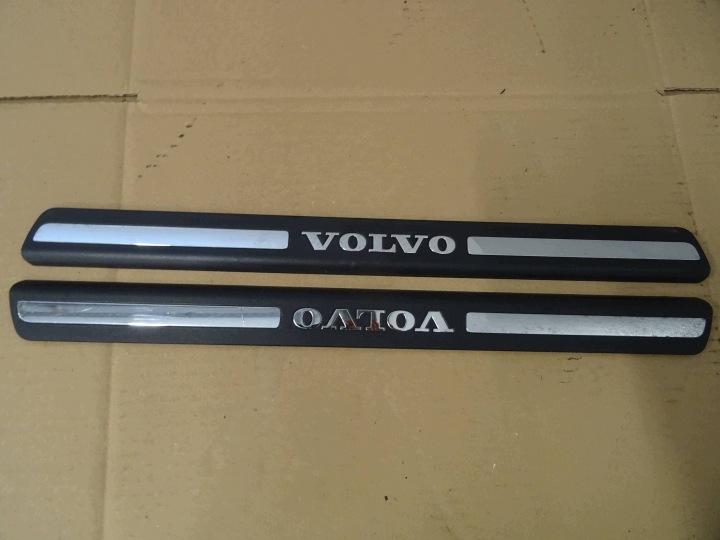 Front Sill Trim Cover Set Volvo S60 NR251