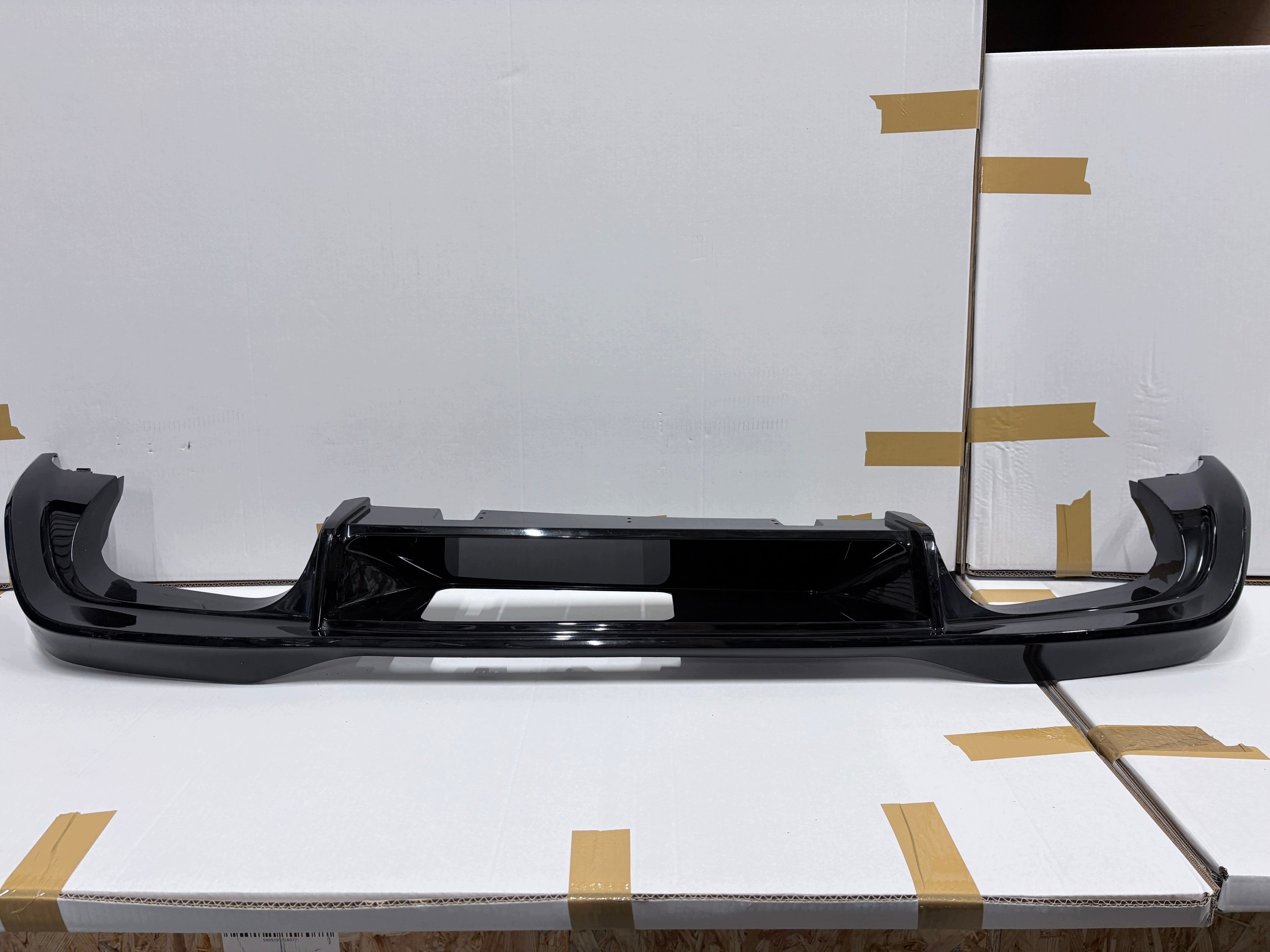 Diffuser achterbumper VW Golf VIII FL R-Line image 2
