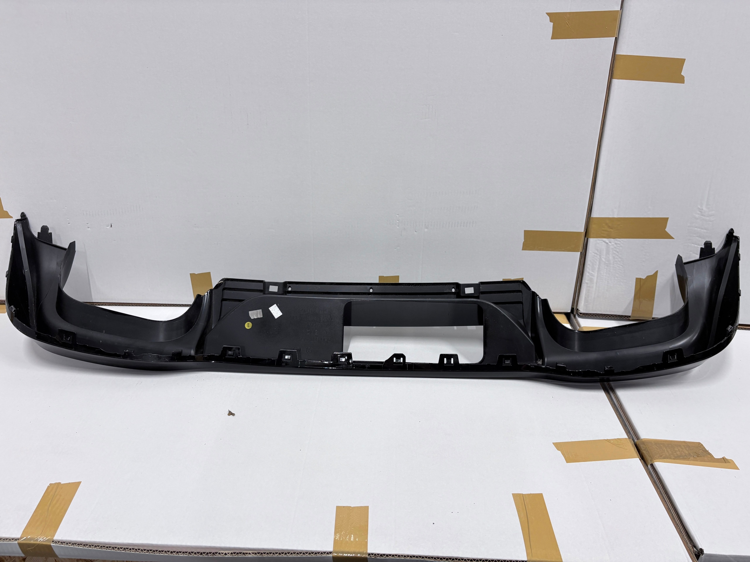 Diffuser achterbumper VW Golf VIII FL R-Line image 6