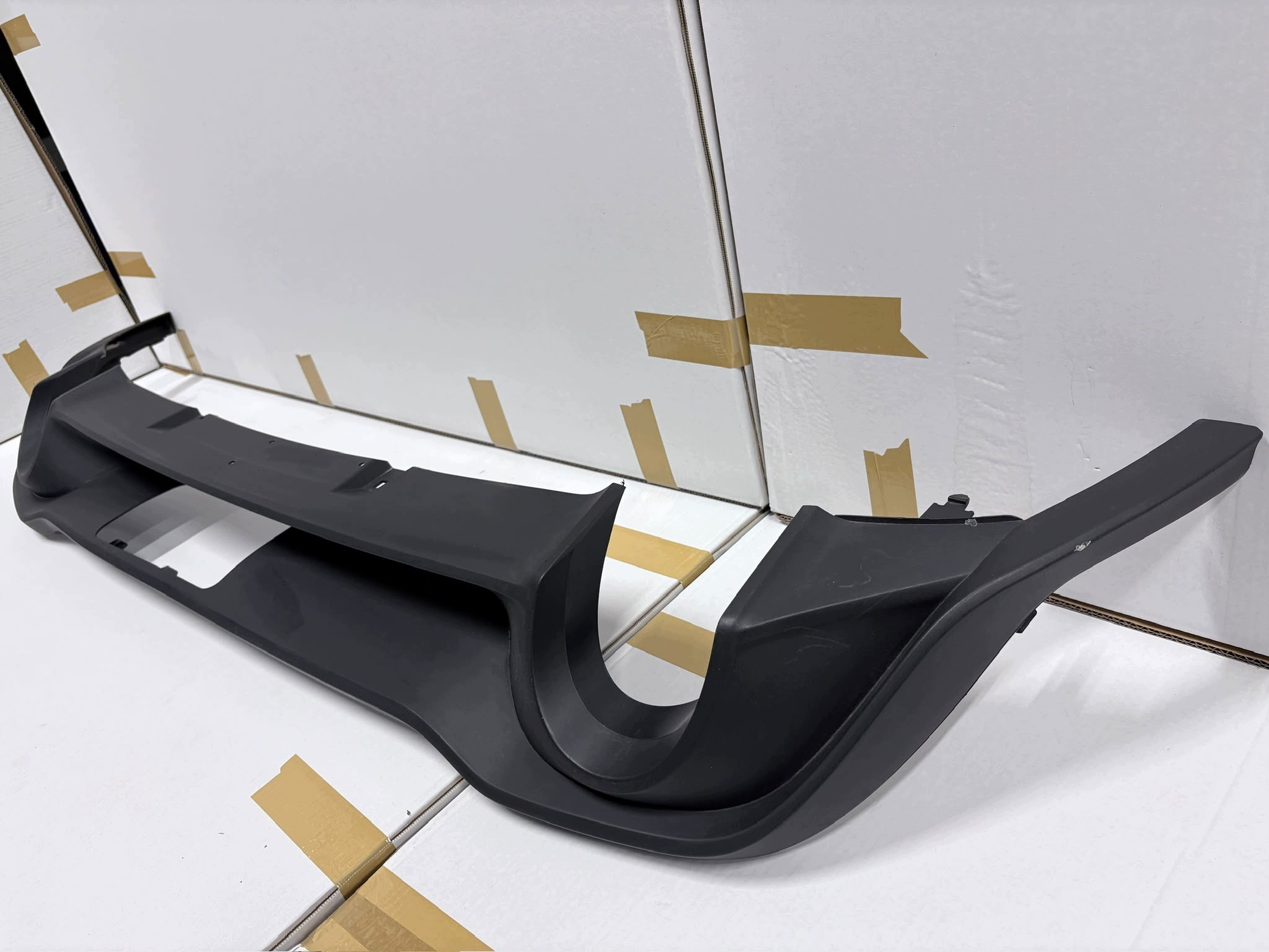 Rear Bumper Diffuser for VW Golf VIII GTI 19-24 image 3