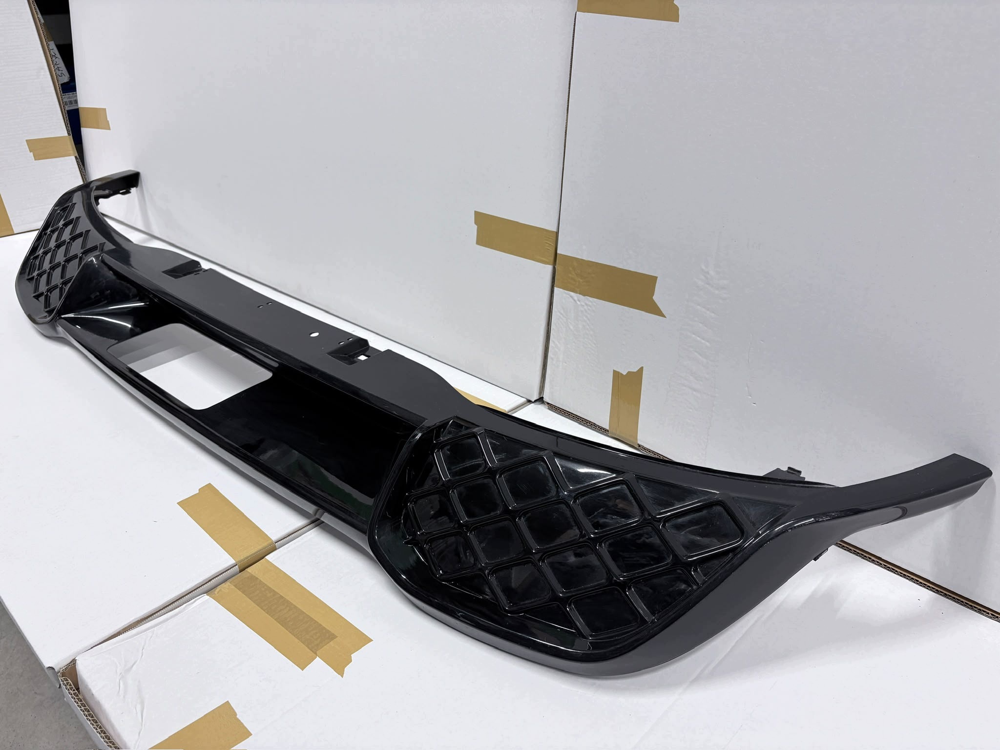 Diffusor achterbumper VW Golf VIII FL R-Line image 3