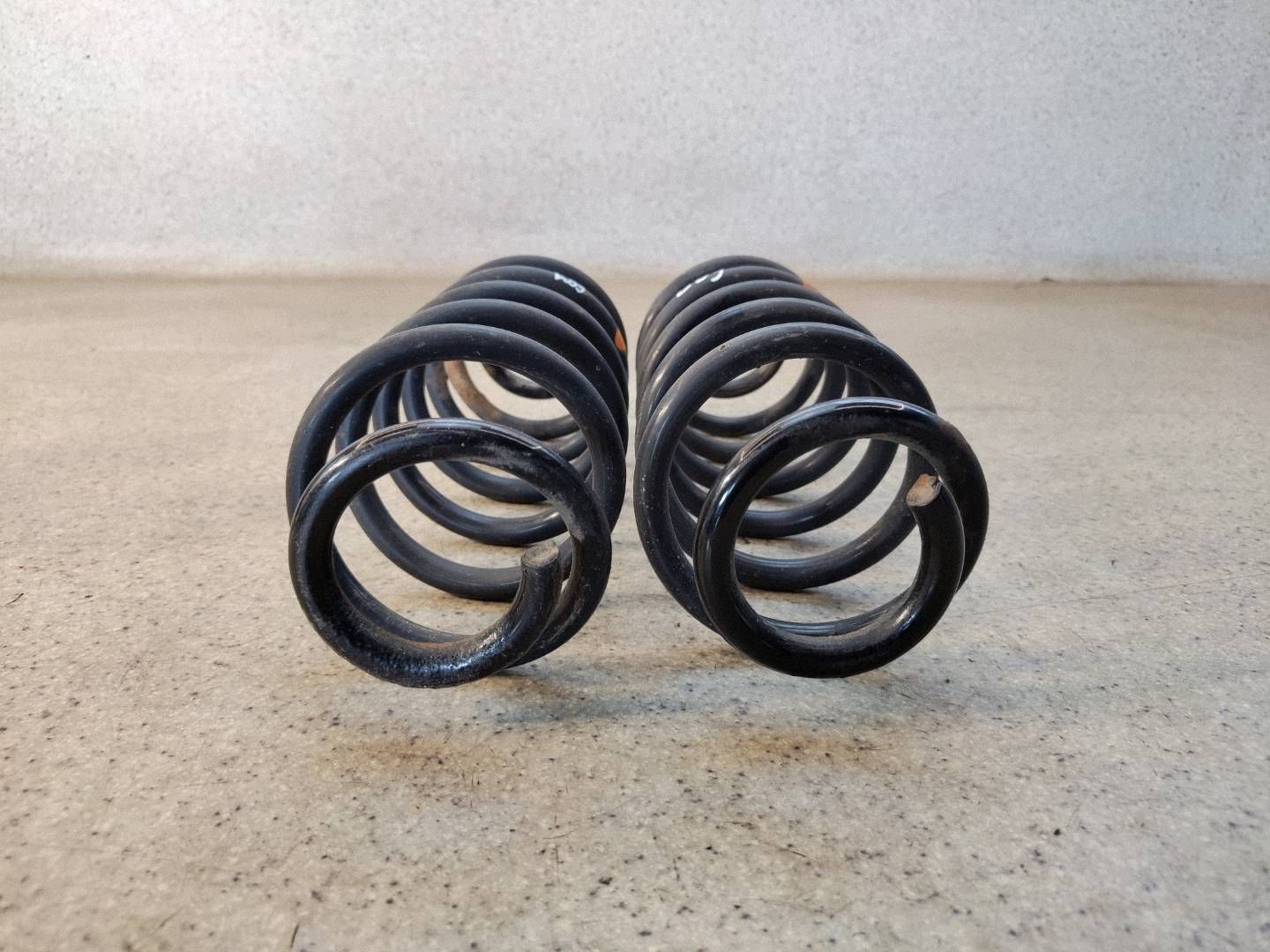 Ressorts arrière VW Passat CC AOP48550 image 3