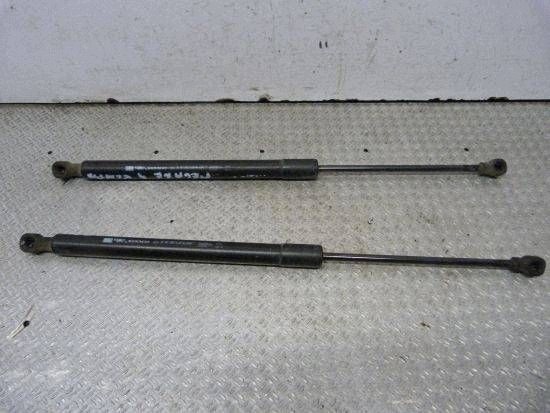 Amortisaattori takaluukulle Renault Clio IV 84408661R