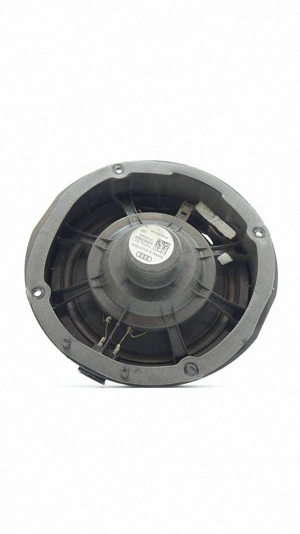 Etukaiuttimen ovi B&O Audi A4 B8 A5 8T 8T0035415B