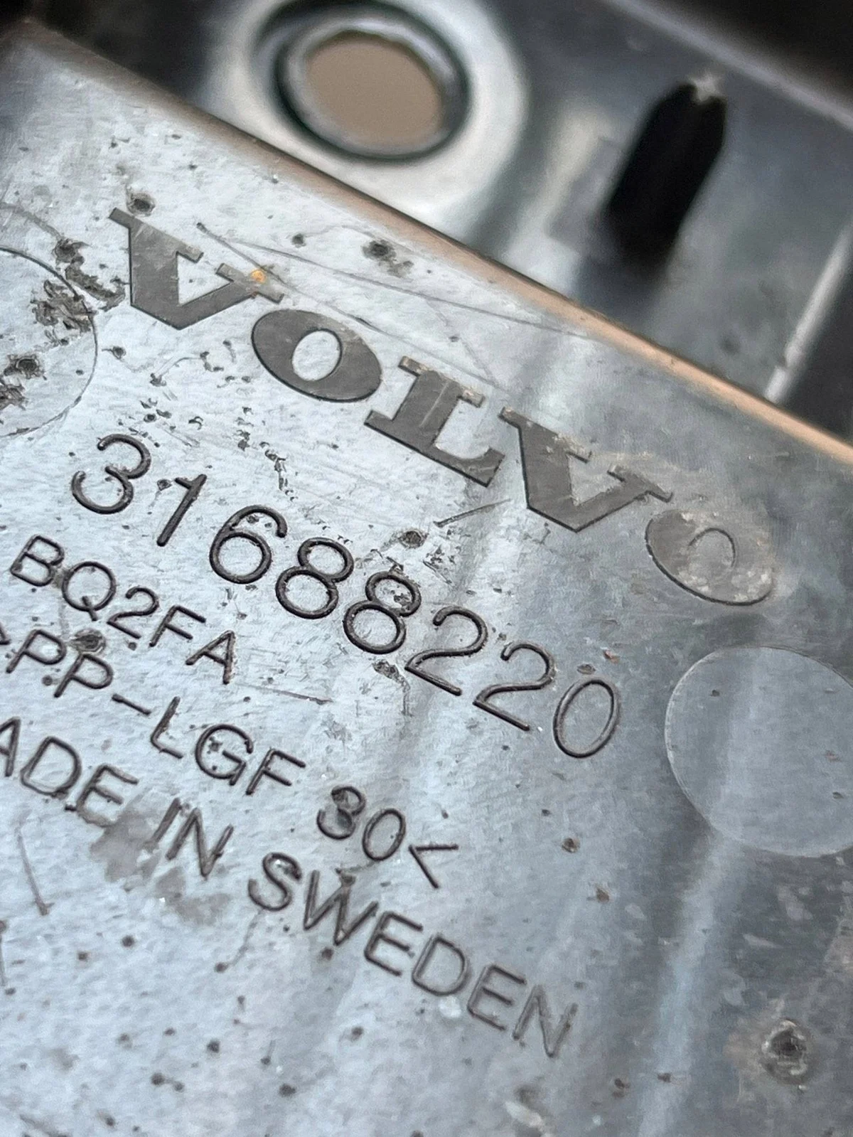 Support batterie Volvo OE 31688220 image 3