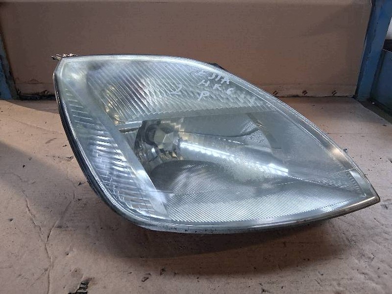 FORD FIESTA MK6 VI front lamp image 2