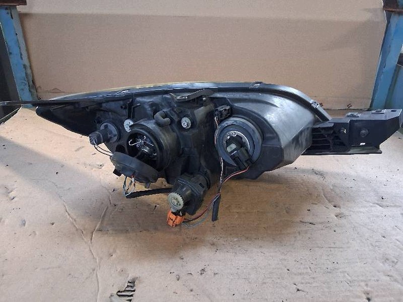 Front lamp left Mazda 3 image 3