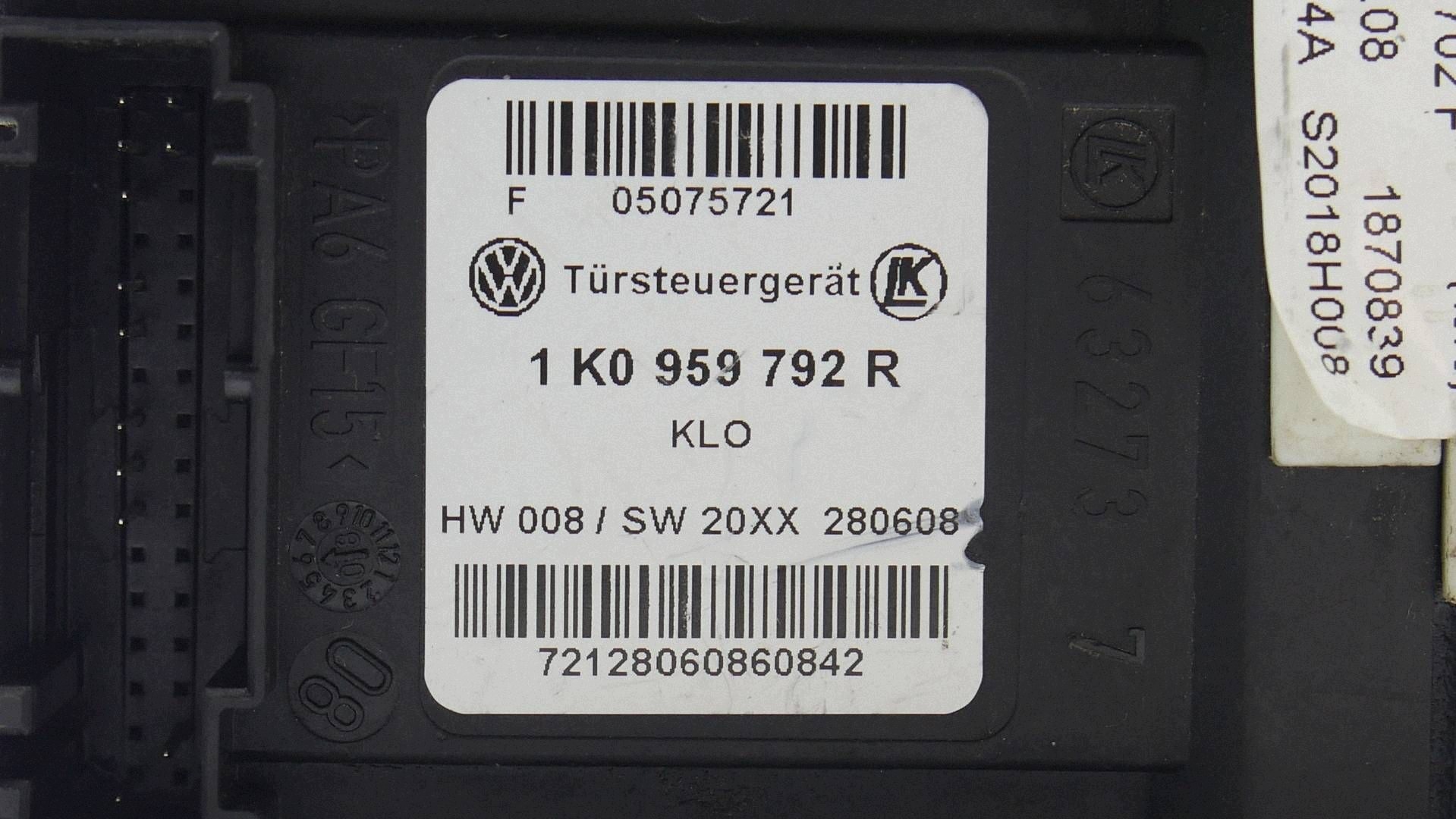 Window Regulator Motor Right Front VW Scirocco III 1Q0959702F image 3