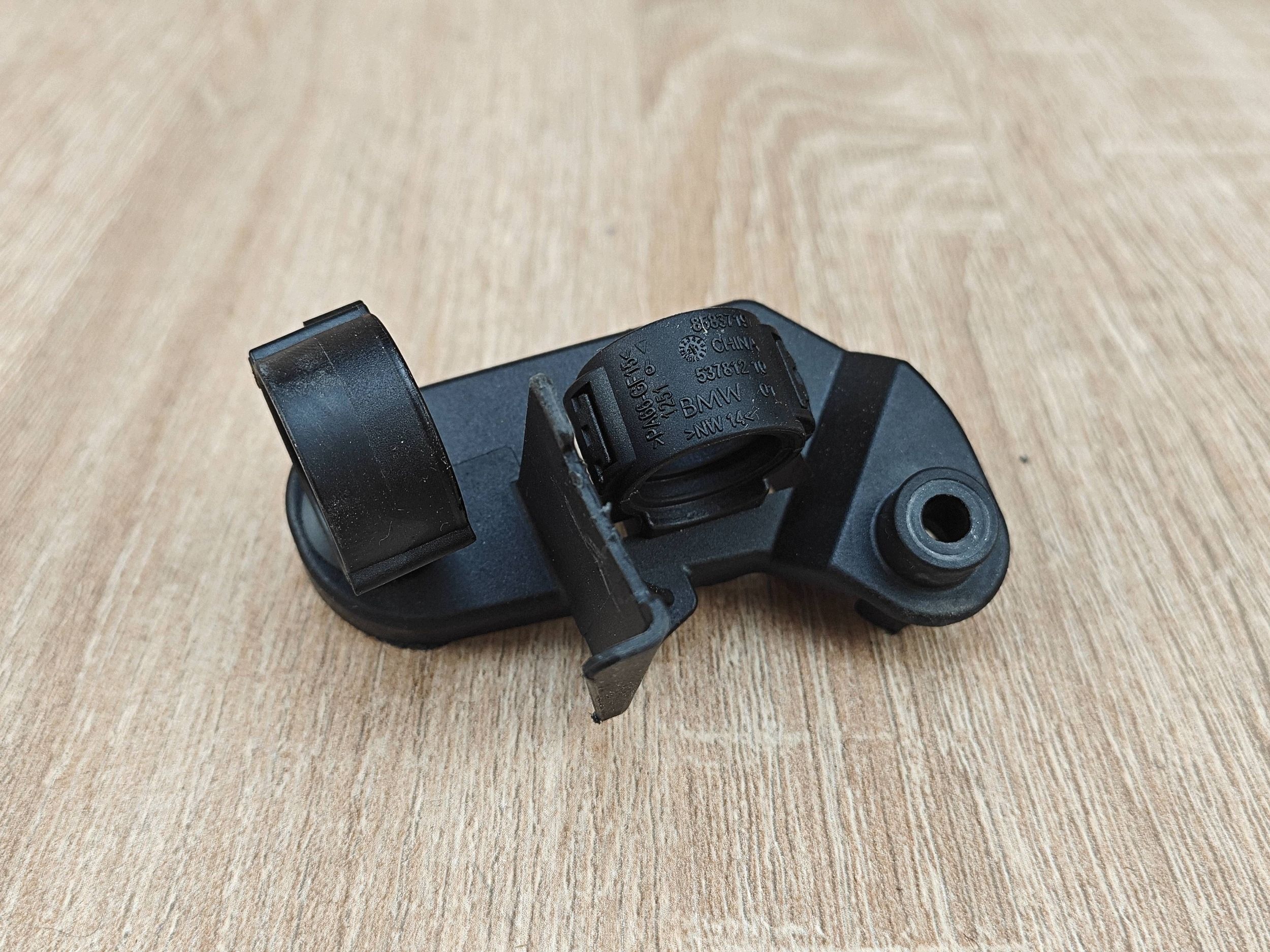 Support fixation BMW G30 G31 LCI 8583698 image 2
