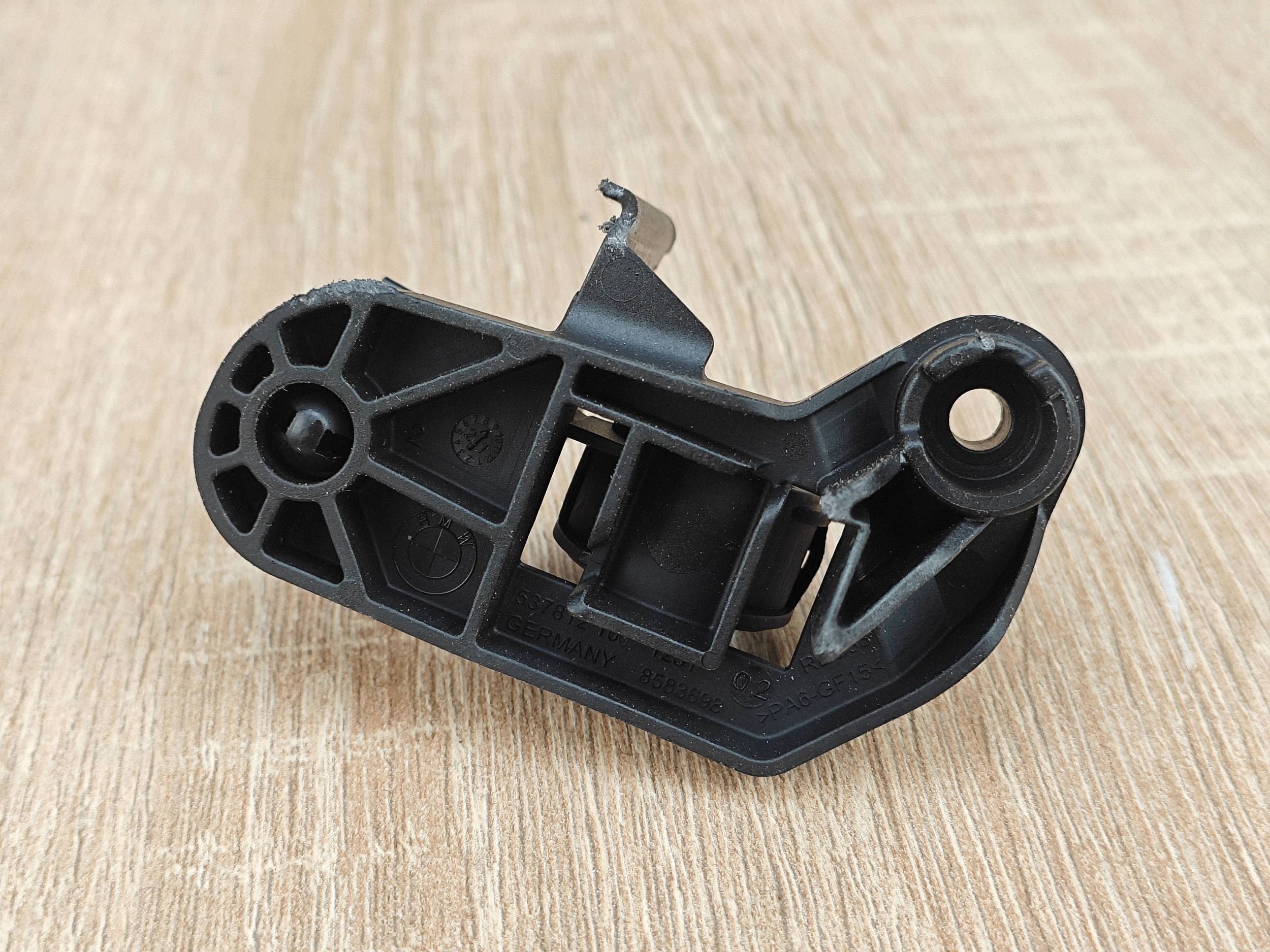 Support fixation BMW G30 G31 LCI 8583698 image 4