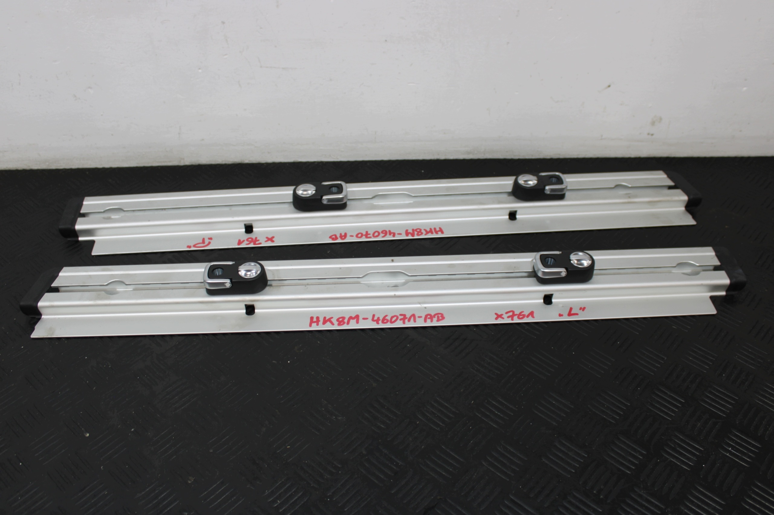 Jaguar F-Pace X761 Roof Rails Used
