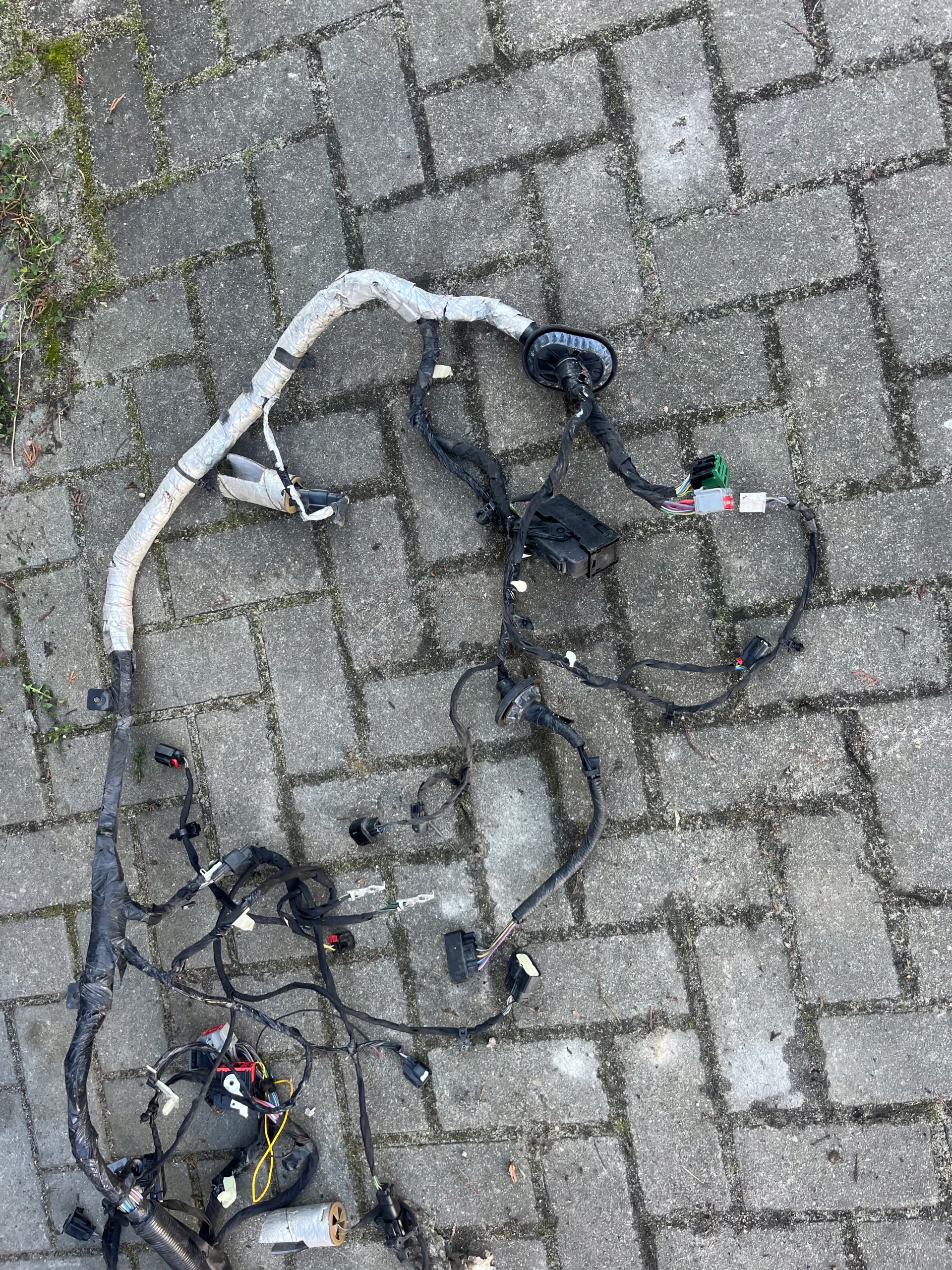 Säiliö 14290-thb g281t mustang gt 5.0 i GT 18-