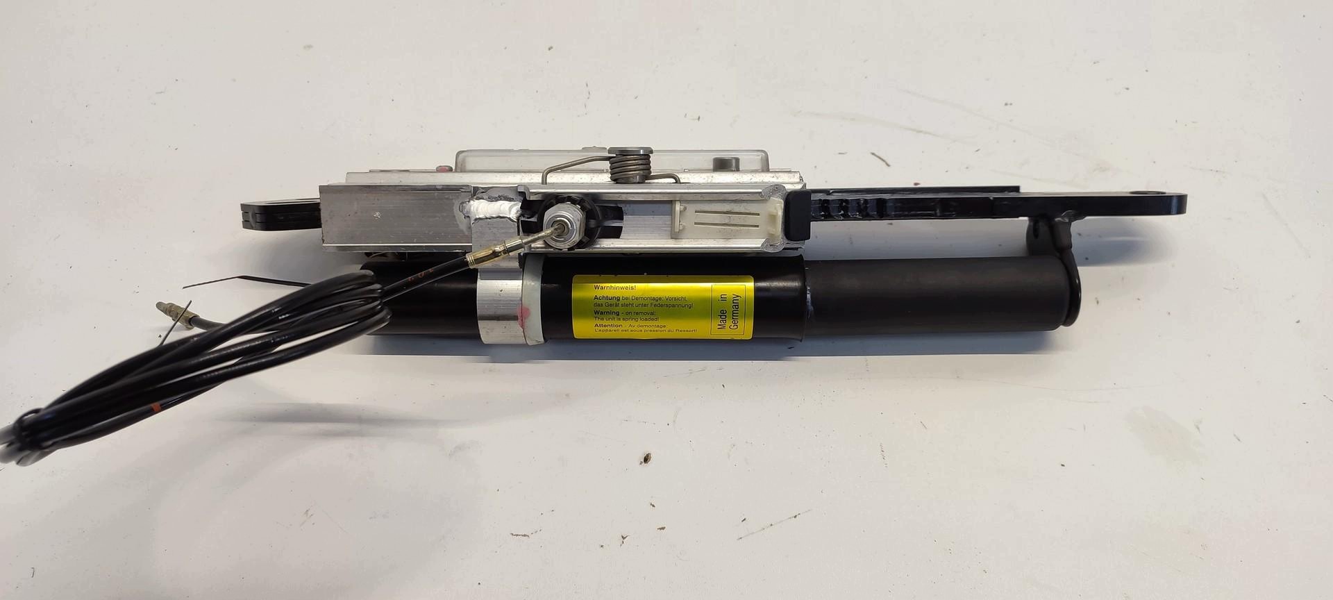 MERCEDES SL R230 ACTUATEUR TOIT A2308600135