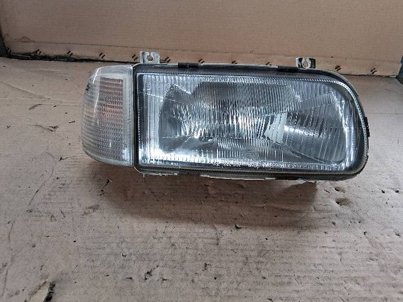 Front-right lamp skoda Felicia