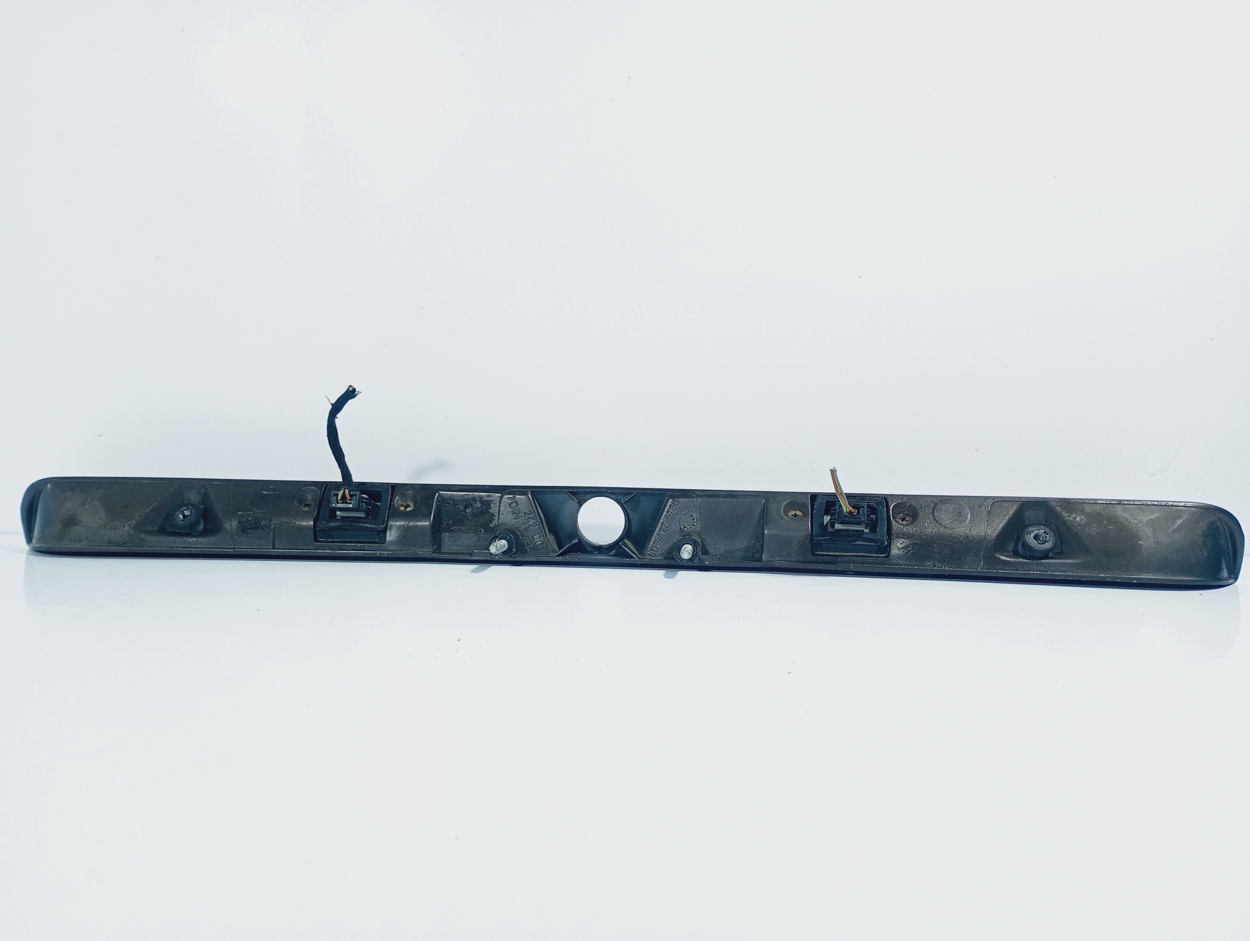 Takaluukun lista Audi A4 B5 8D5827576B image 3