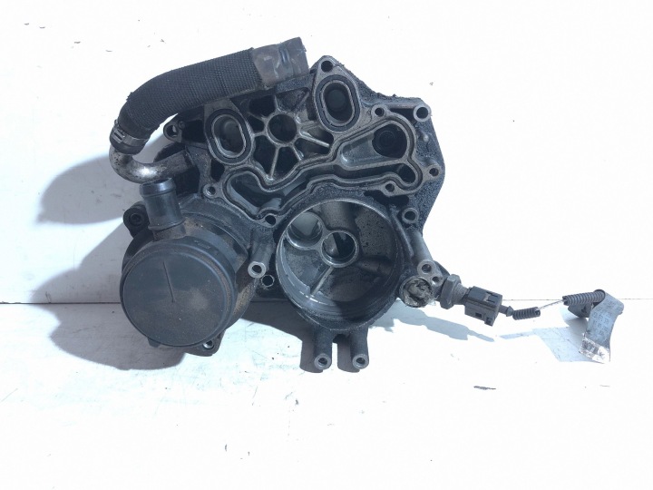 Öljynsuodattimen kiinnitys AUDI A6 AVANT (4F5, C6) 059115397 3.0L diesel 2007