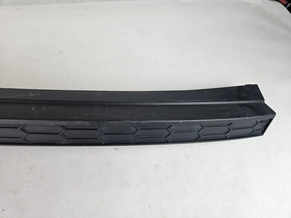 Skoda Kodiaq Bakre Grill 565807423 image 5