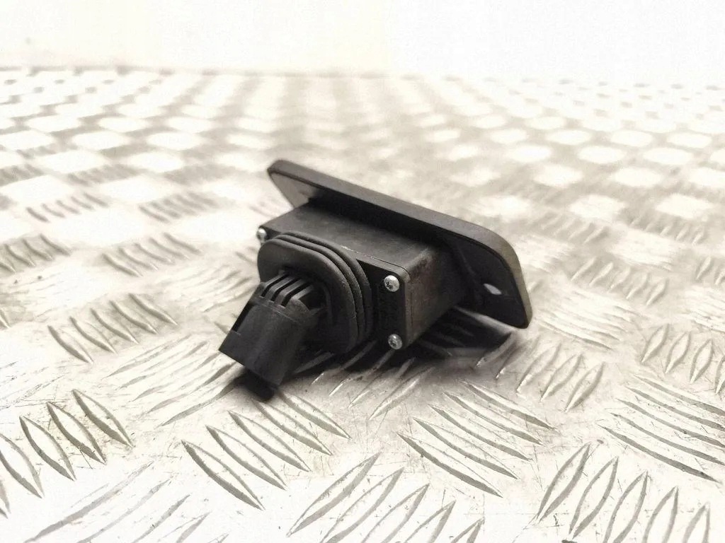 Sensor de Fechamento de Porta VW Caddy III 2K5907437 image 3