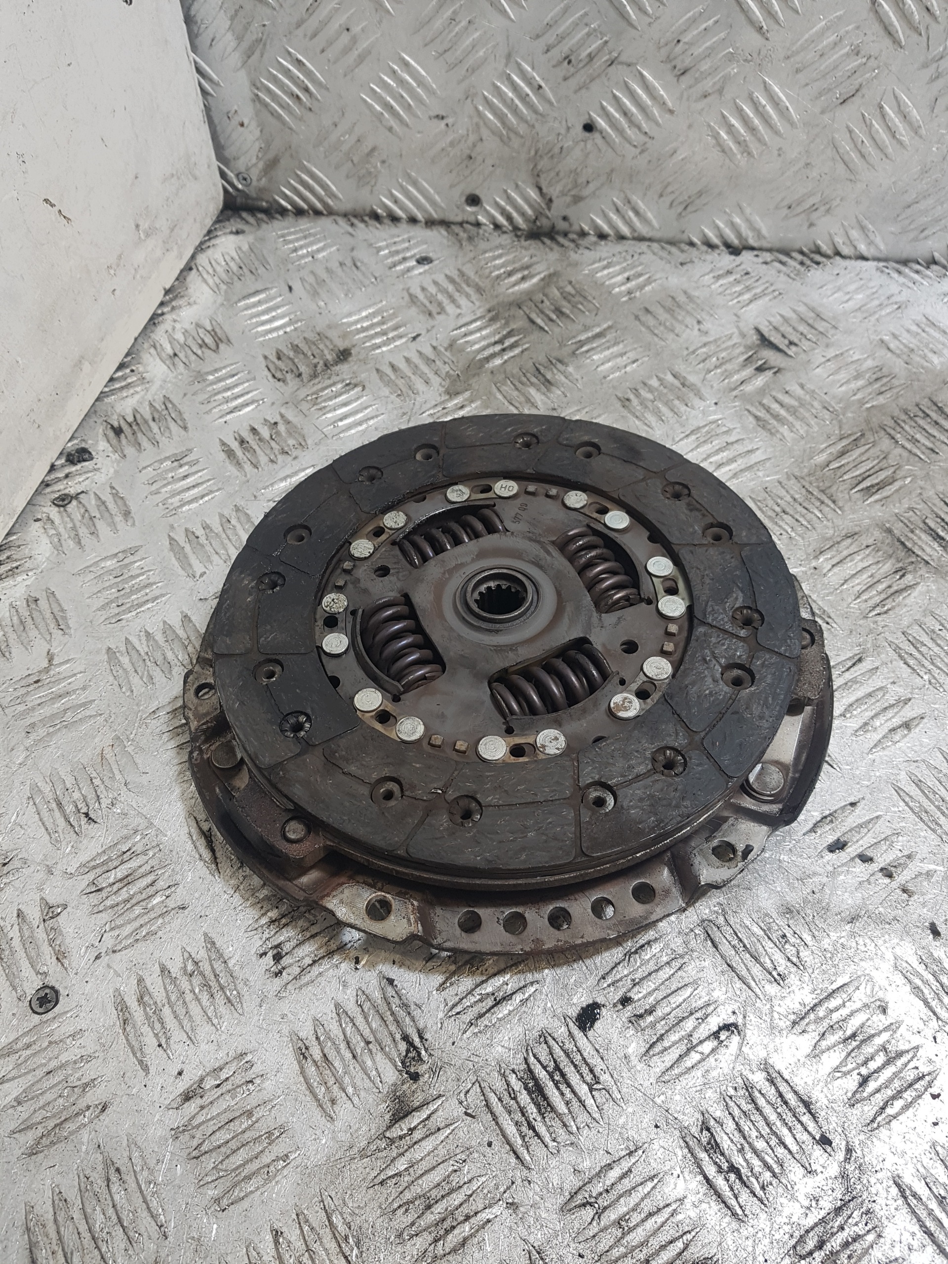 Tryckplatta till Opel Zafira B 1.8, OEM 321010510 image 2