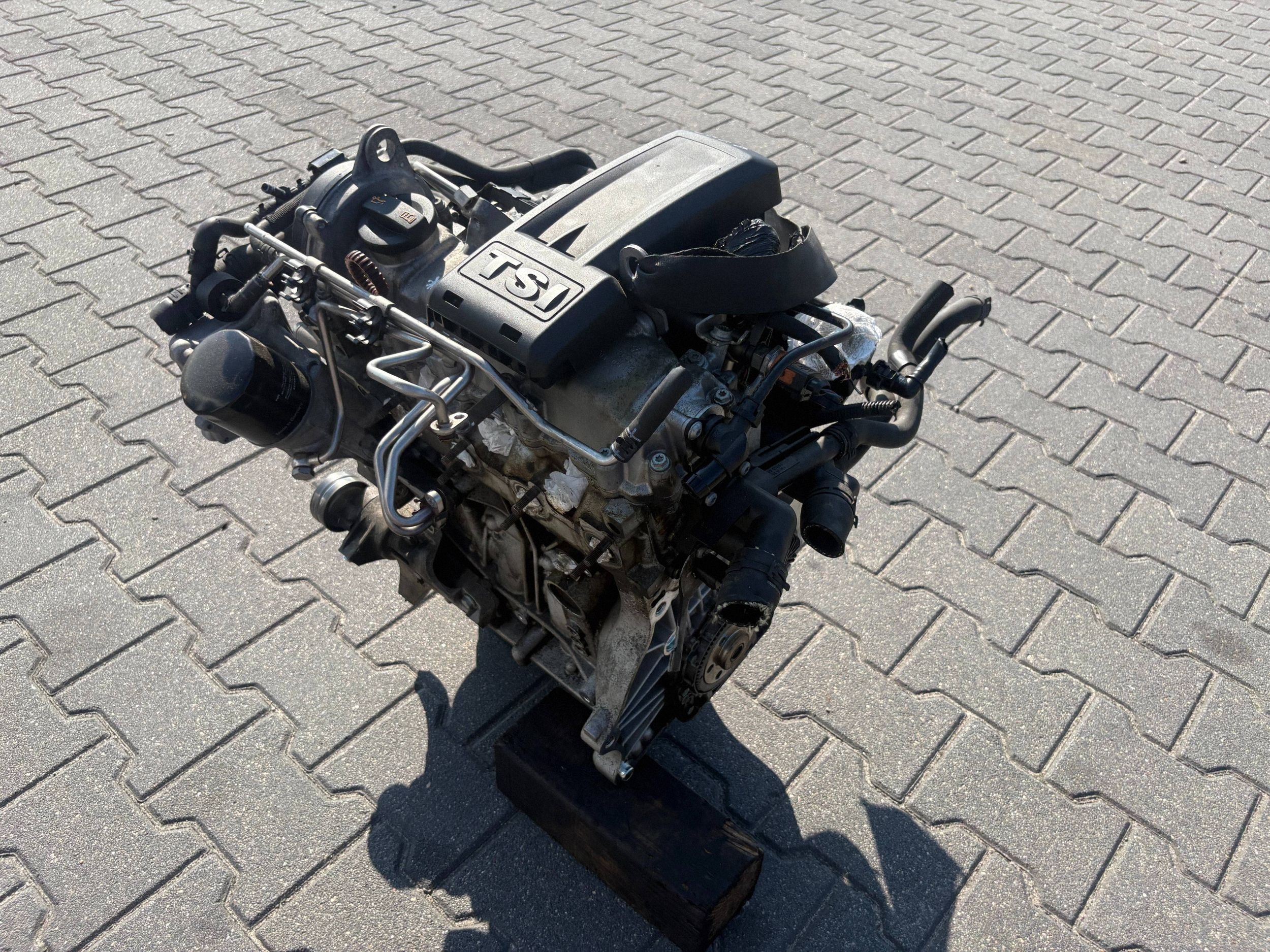 Moottori 1.2 TSI CBZD VW Golf VI 2013 image 7