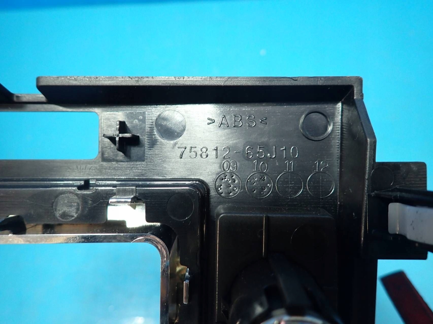 Marco de cambios Suzuki Grand Vitara II 7581265J10 image 6