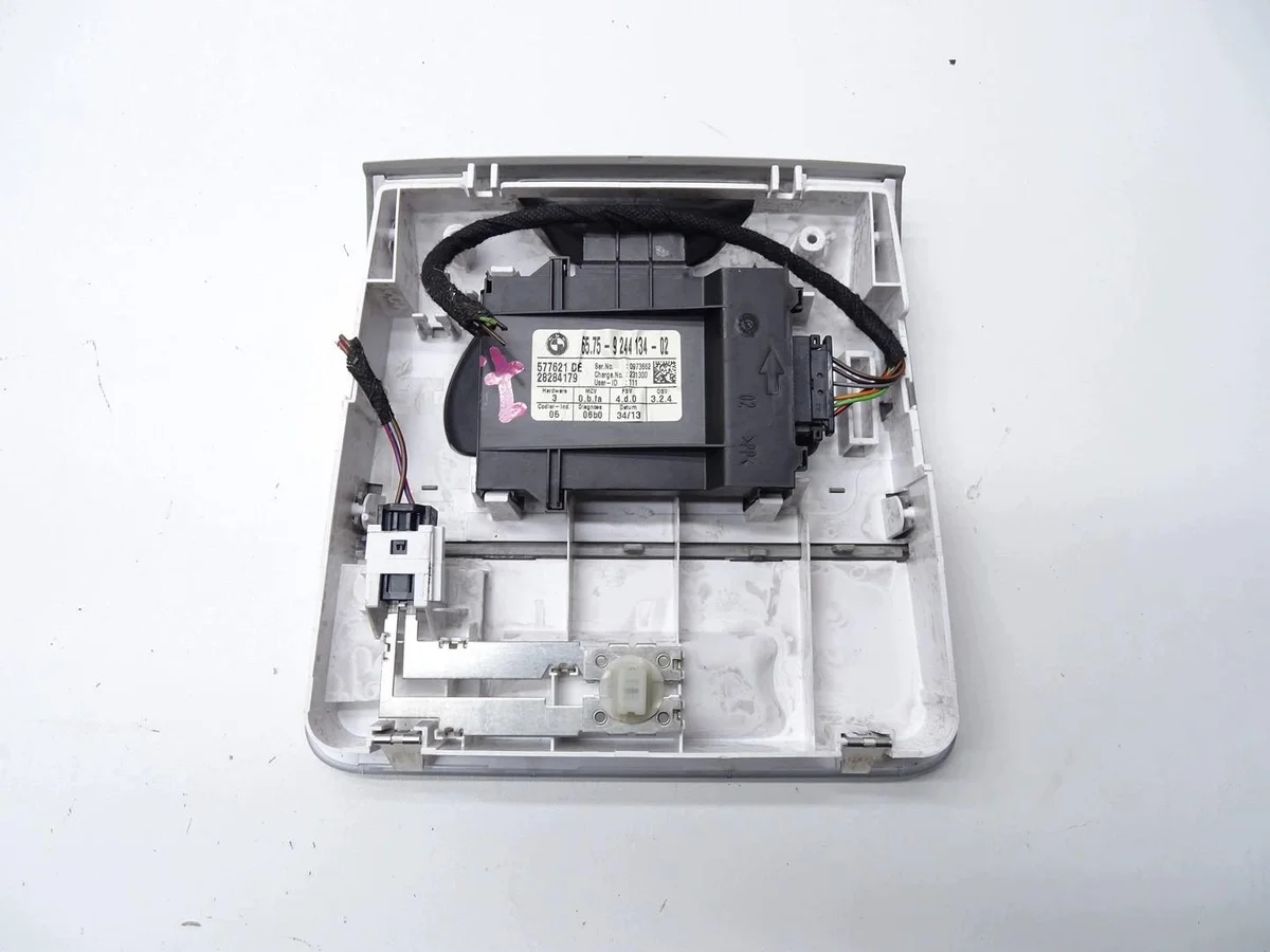 Innenleuchte BMW X1 E84 LCI 9201637 image 4