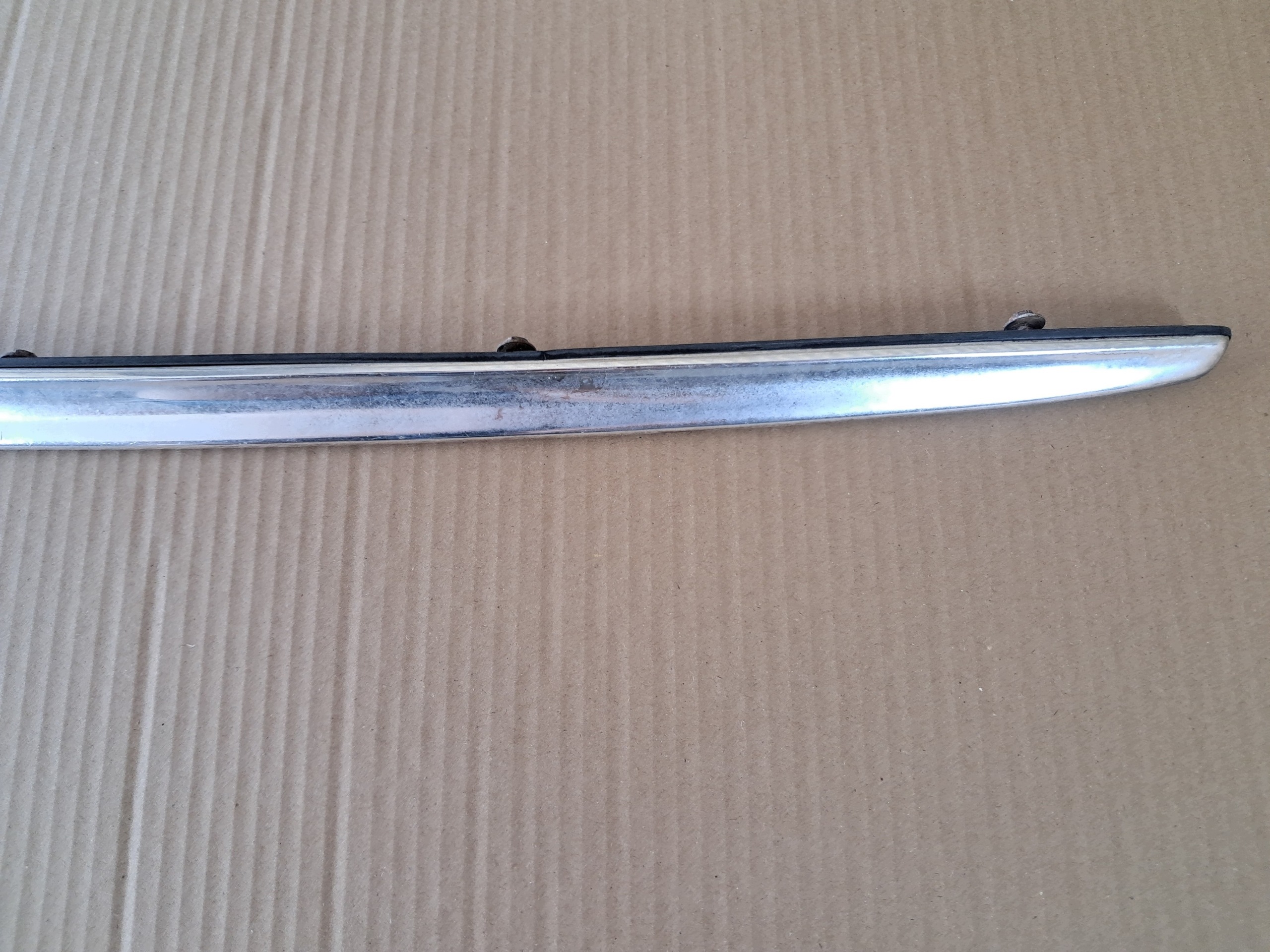 Takaluukun listat Mercedes W126 SE SEL 1267580196