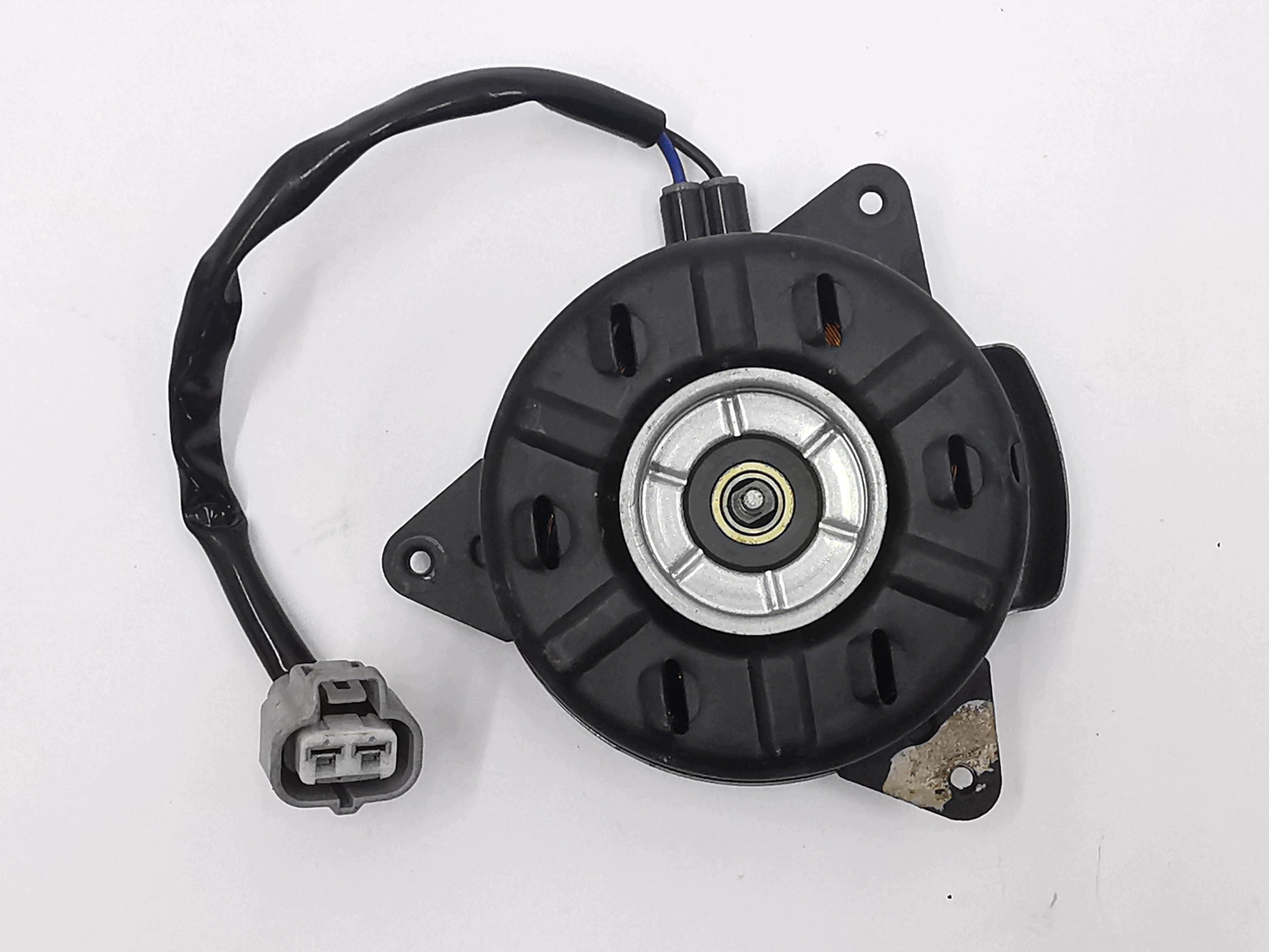 Motor do Ventilador Toyota 16363-47040 Usado image 3