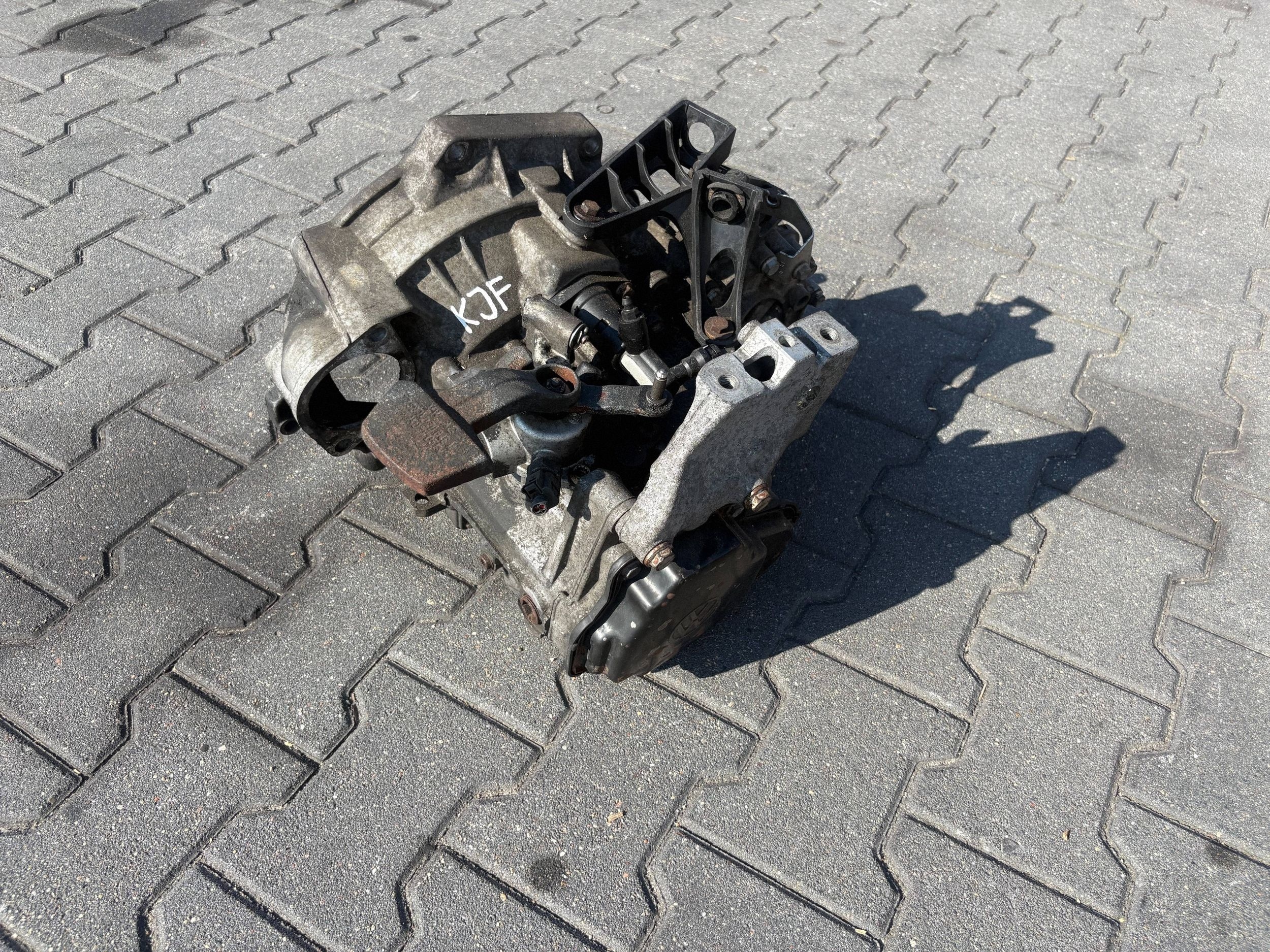 5-SPEED GEARBOX 1.6 TDI KJF VW GOLF VI 2009