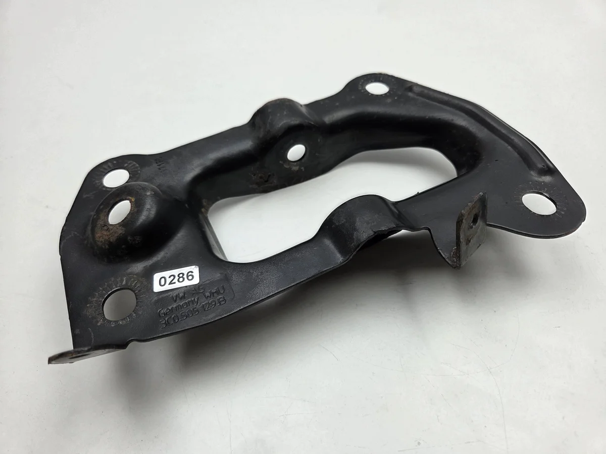 Support de bras de suspension arrière gauche VW Sharan II