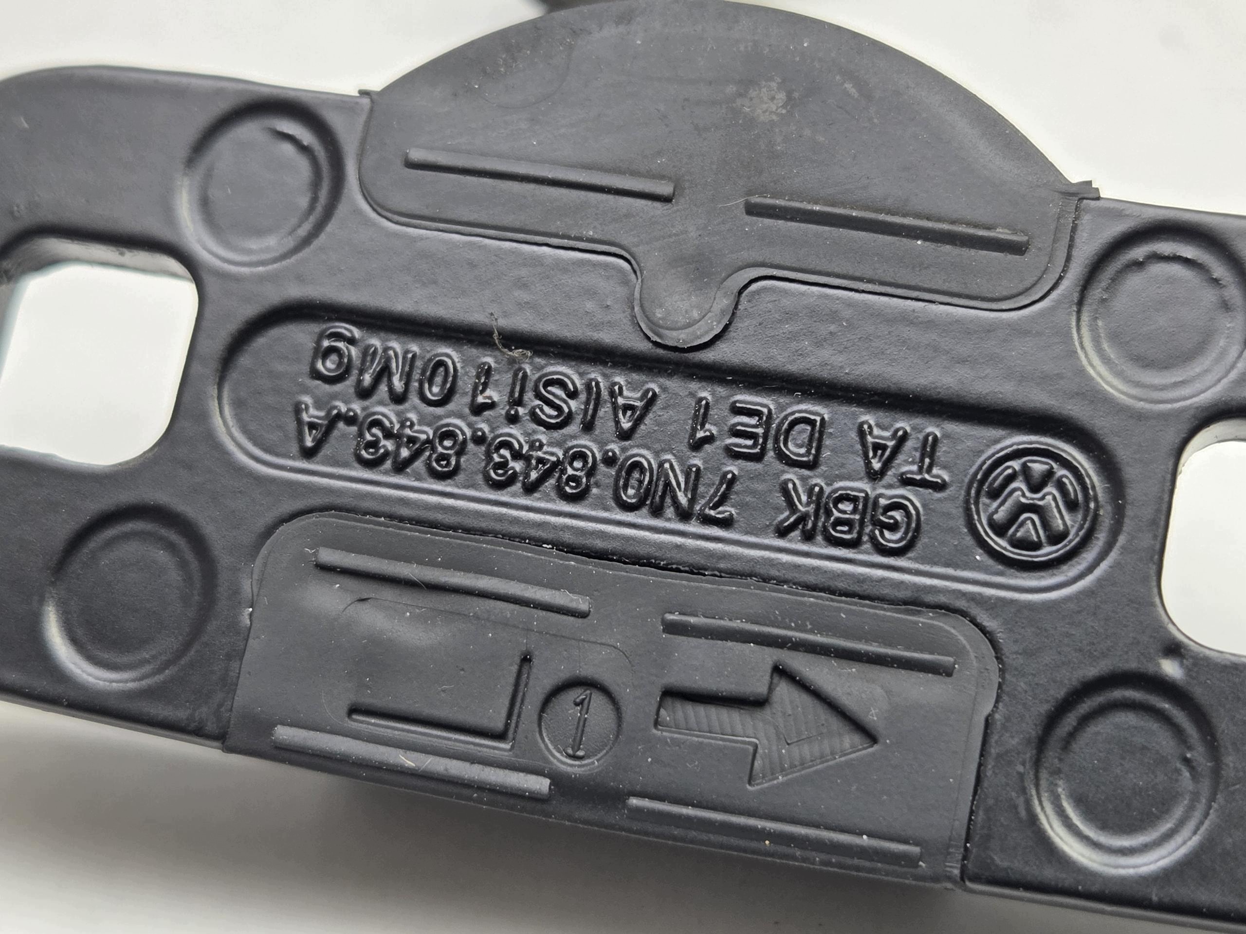 VW Sharan II liukuoven lukitusmekanismi image 5