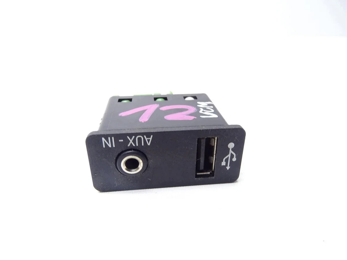 USB AUX Socket BMW X1 E84 LCI 9241331