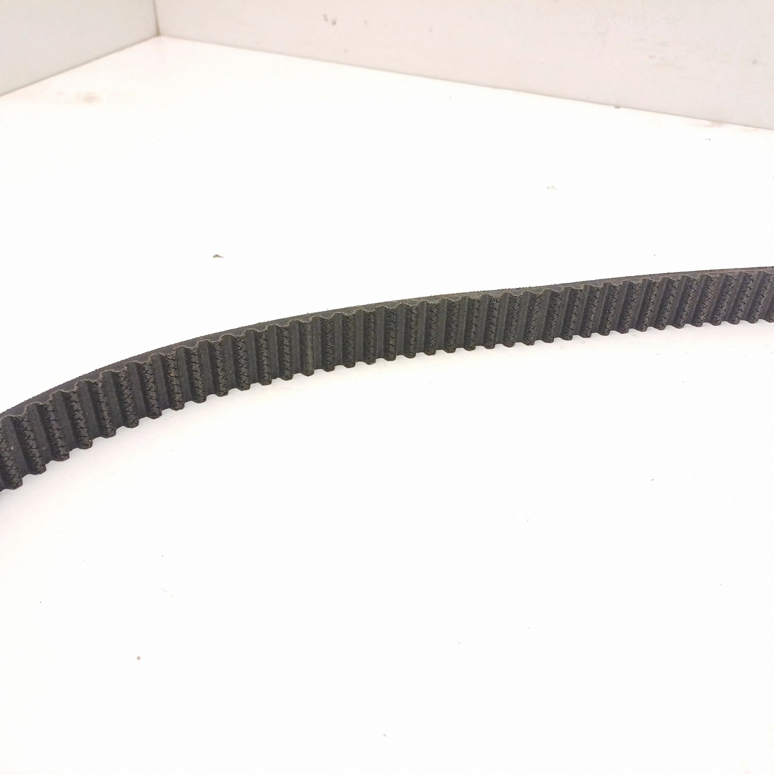 Courroie de distribution Seat Leon IV 04E109119F image 3