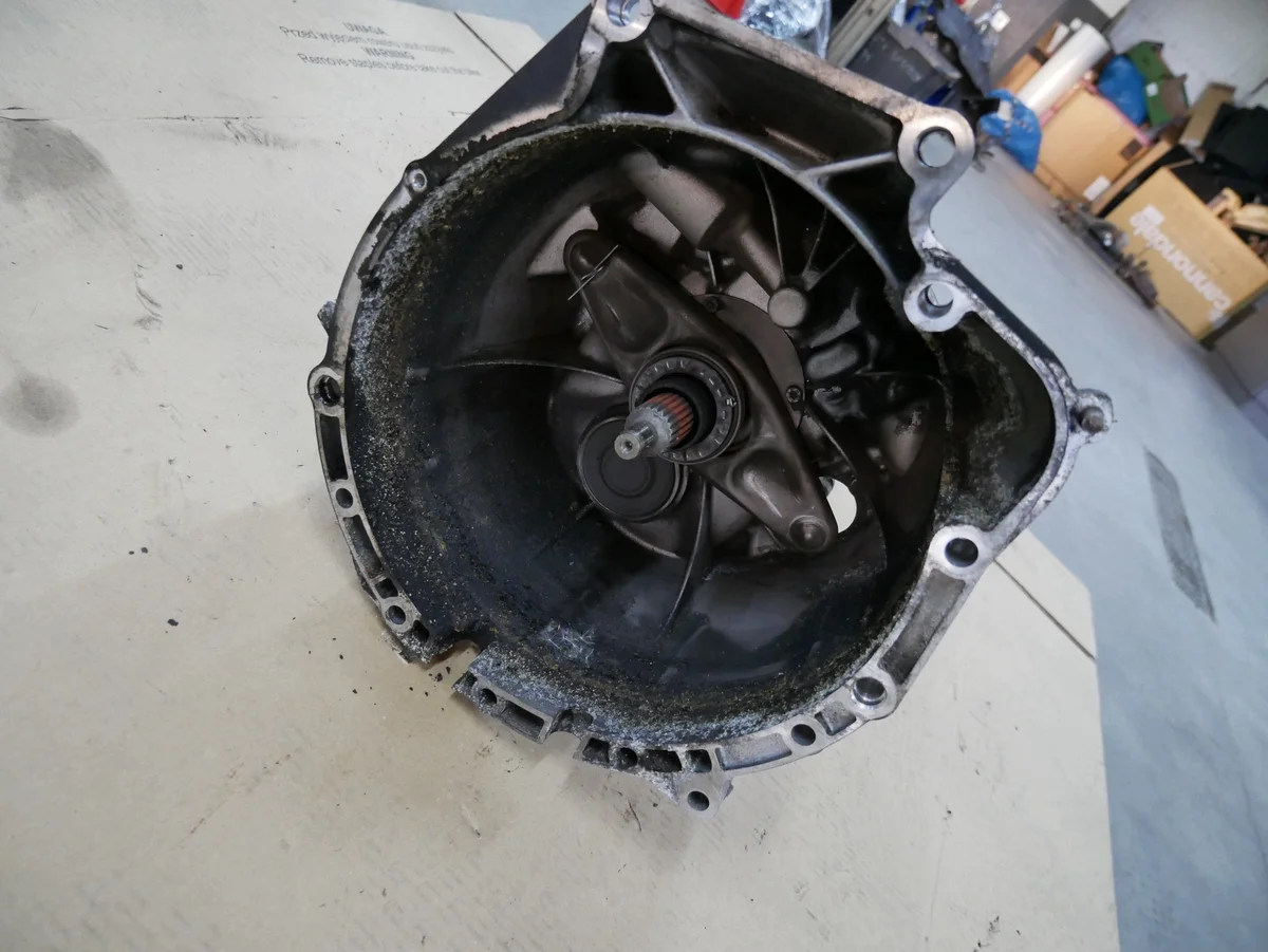 Boîte de vitesses BMW E90 E60 E87 E46 2.0d M47N image 5