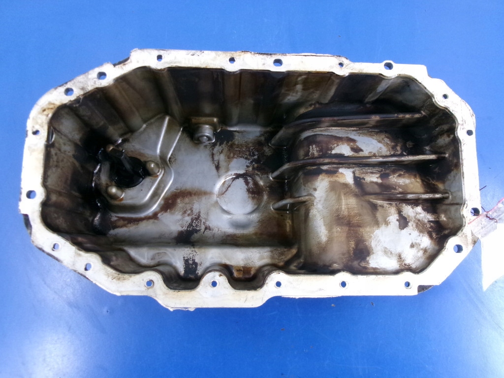 Cárter de aceite SKODA Octavia II 1.4 16V con sensor image 3