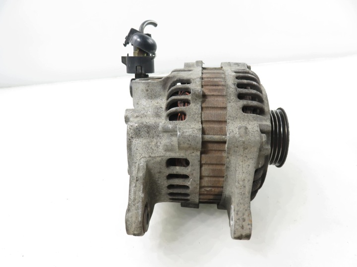 Generator Mazda 323 S V (BA) 1.5 16V - Z5-DE A2T39391