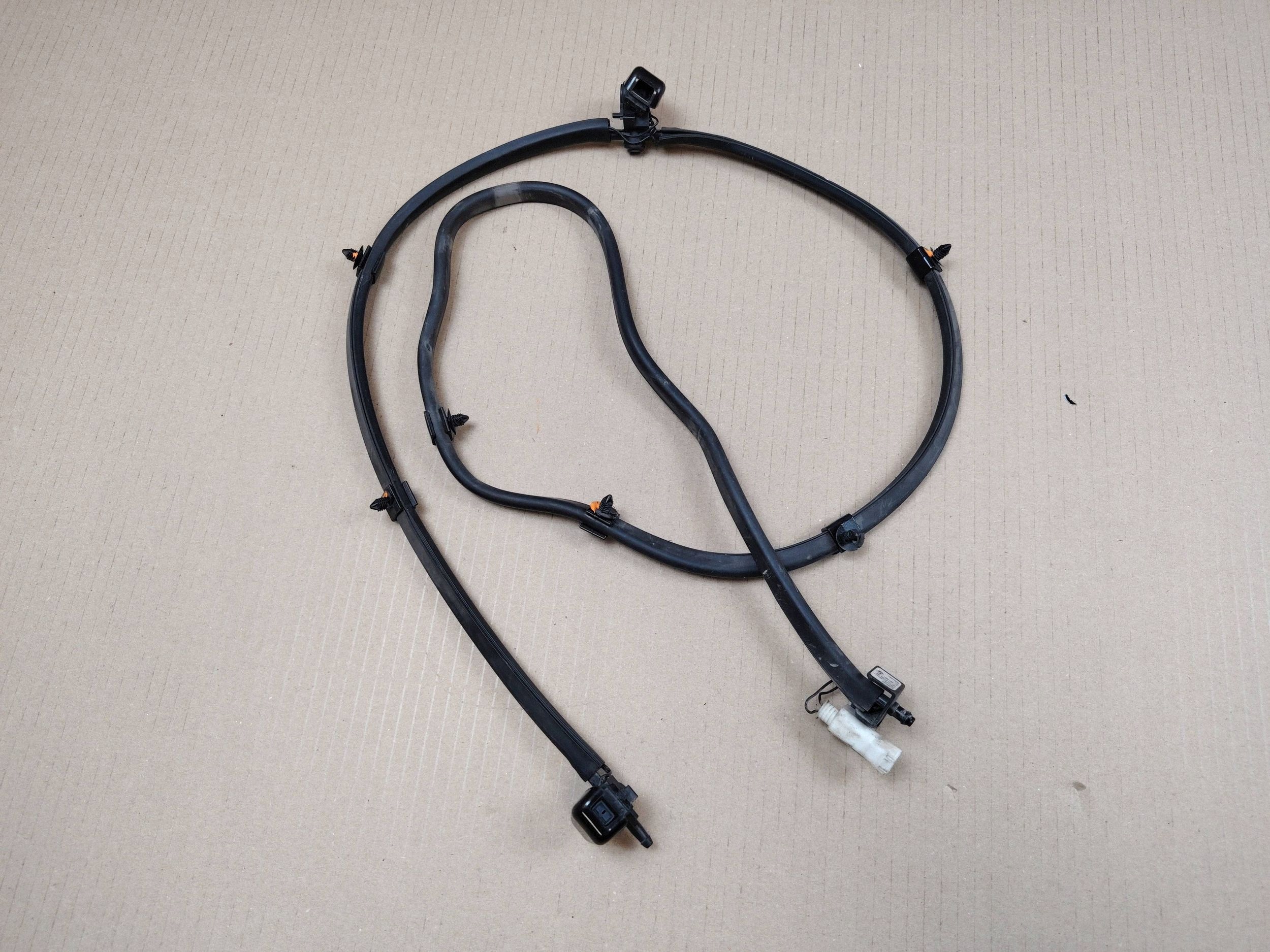BMW i3 2014 Conduite de lave-glace 7347668 image 2