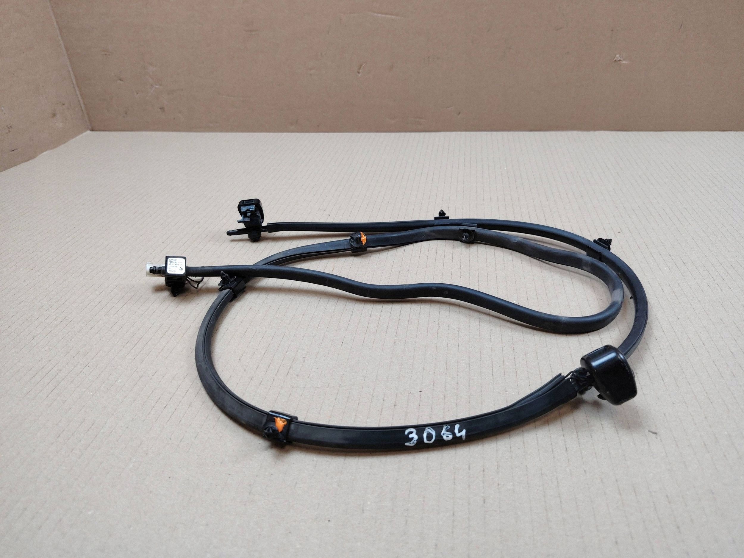 BMW i3 2014 Conduite de lave-glace 7347668 image 3