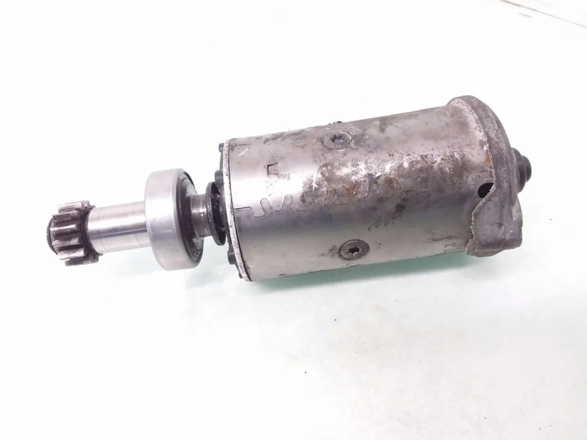 2017 Skoda Fabia Mk3 Starter 027911021K image 2