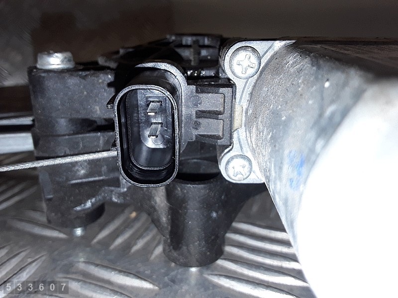 Hyundai I-20 Fensterheber 82450Q0000 image 4