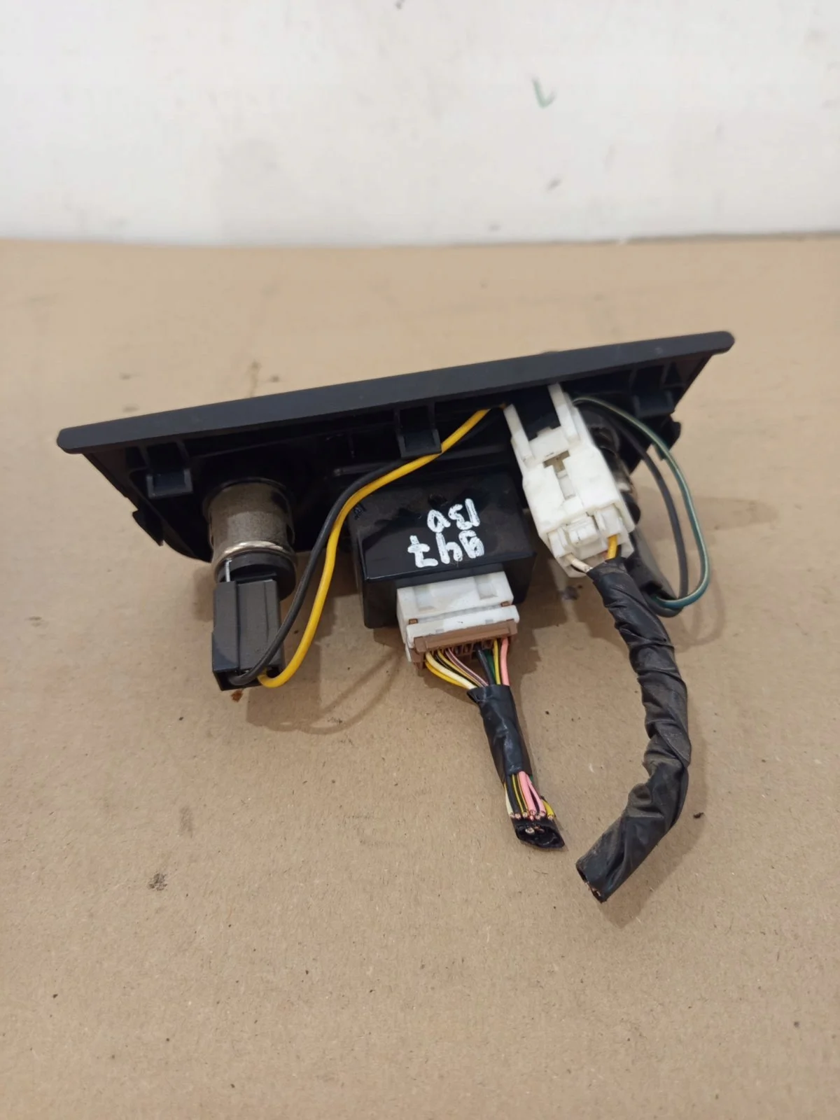 HYUNDAI I30 1.6 CRDI USB Buchse Zigarettenanzünder image 3