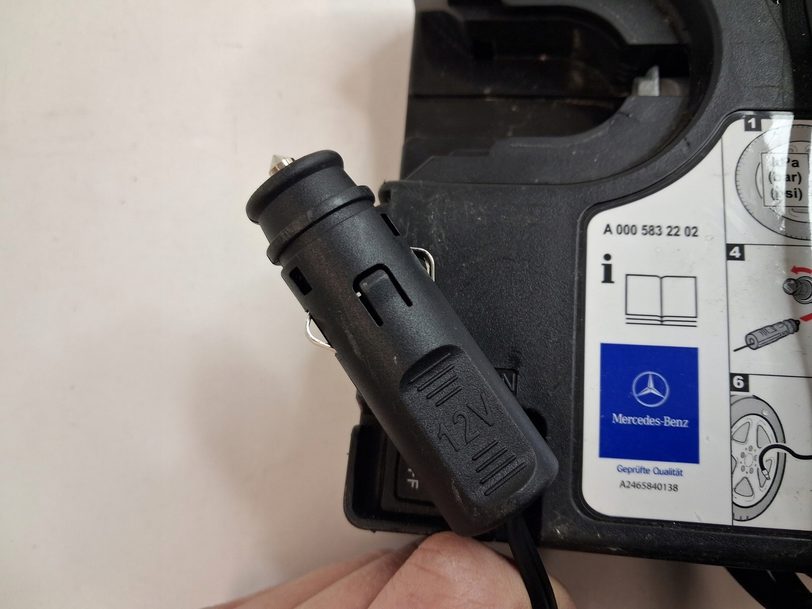 Compresseur Mercedes A0005832202 d'occasion image 4