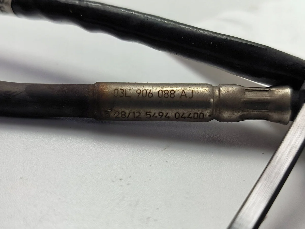 SKODA SUPERB II Uitlaatgastemperatuursensor image 4