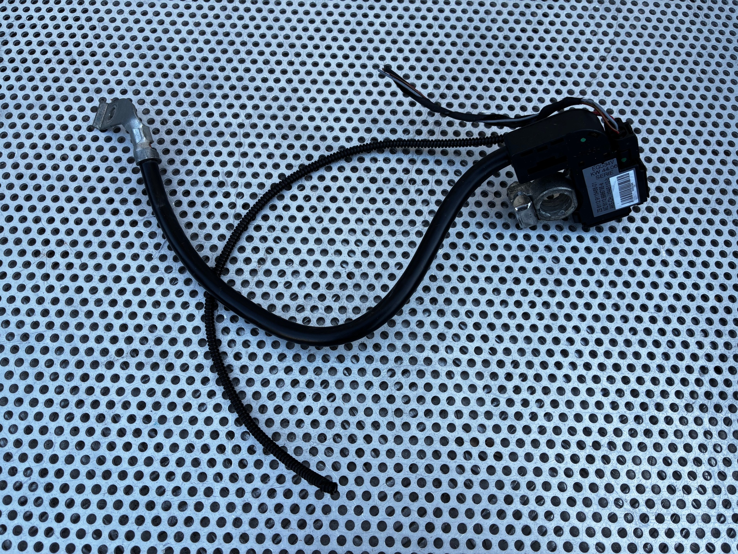 Câble batterie moins IBS BMW E60 E61 E93 E70 M5 MINI R55 9115488 image 2