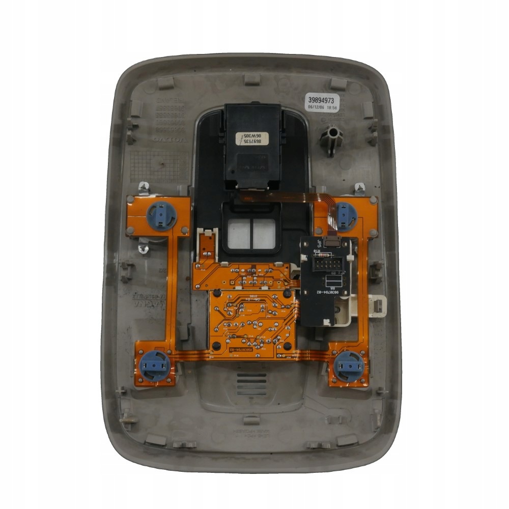 VOLVO V50 2.4 D 06R CABINA SUBSUPPLIES LAMP 39894973